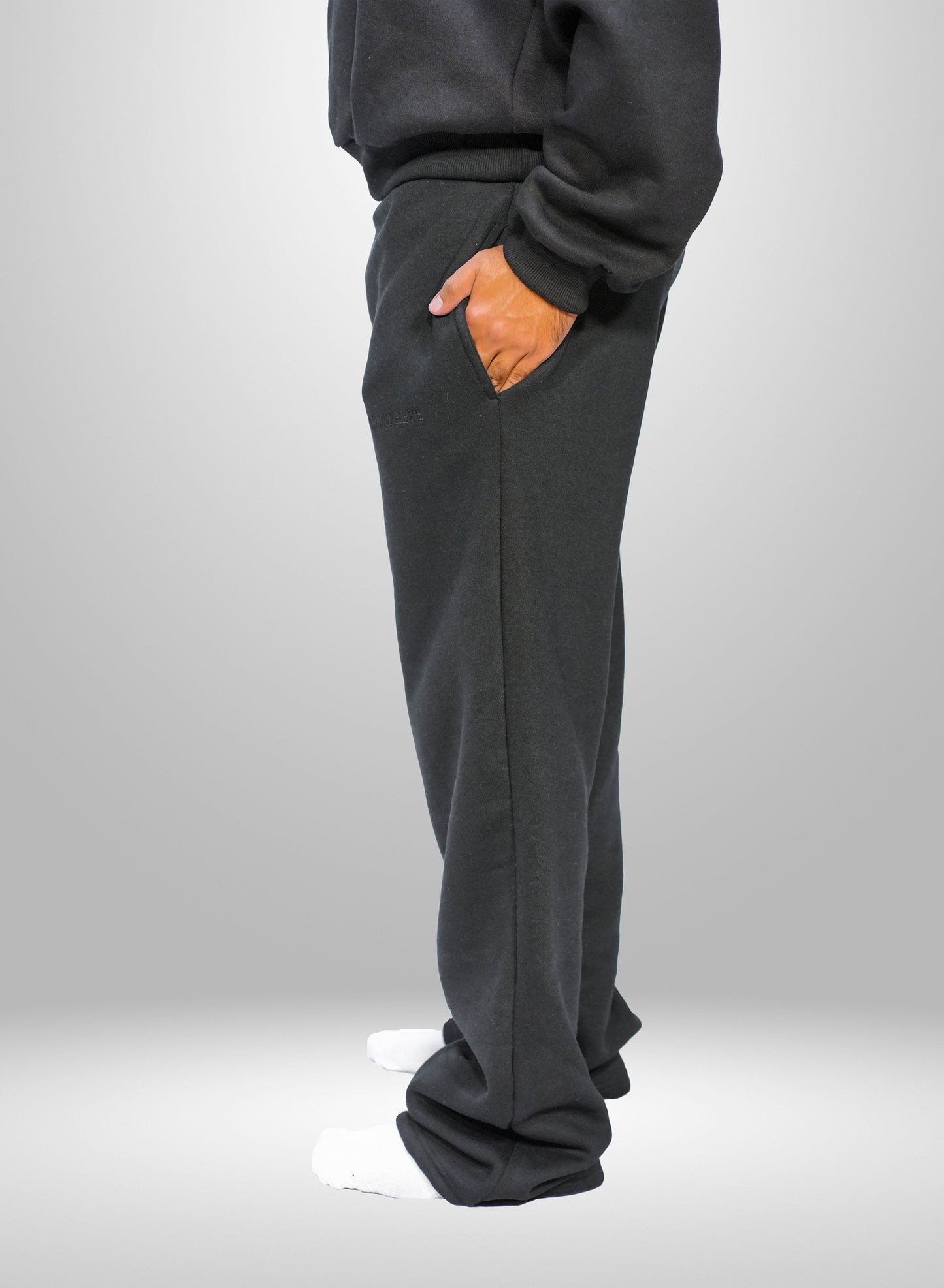 Trusphere™ Aura Series 01 – Buggy Fleece Pants